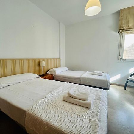 Guest House Teatinos Málaga Dış mekan fotoğraf