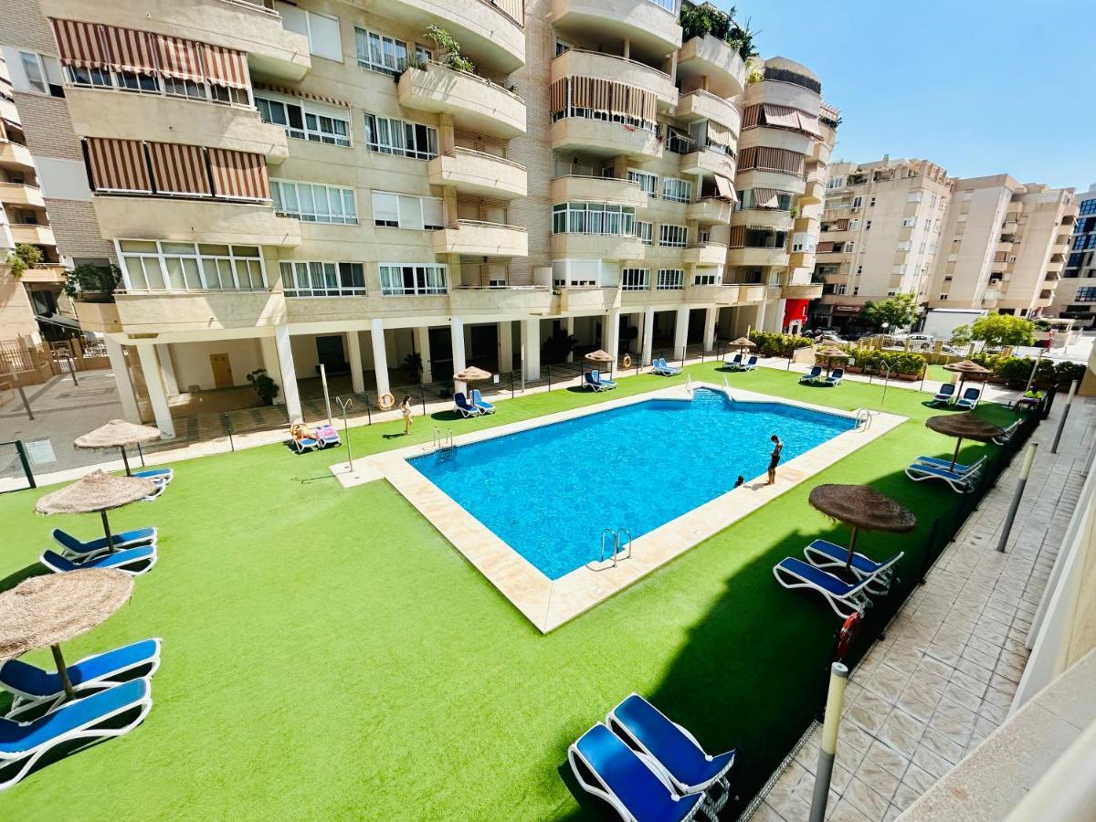 Guest House Teatinos Málaga Dış mekan fotoğraf