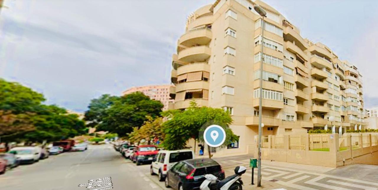 Guest House Teatinos Málaga Dış mekan fotoğraf